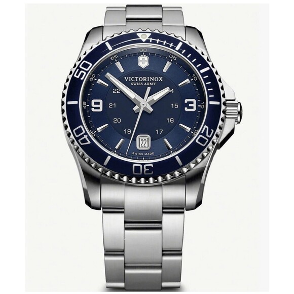 BLUE BLOODS NIB Swiss Army Victorinox Maverick Watch (Official Cast & Crew Swag) - Picture 6 of 6